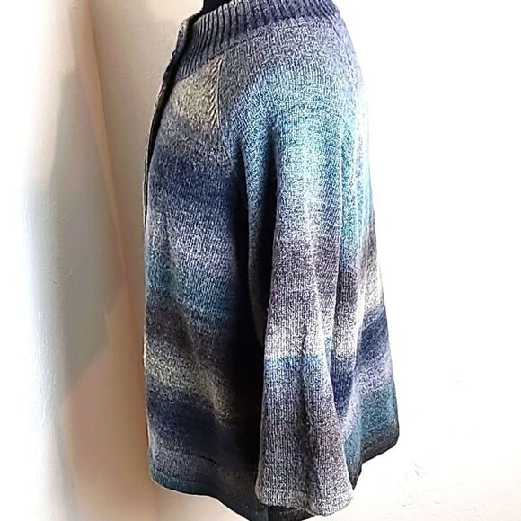 Croft & Barrow Cardigan w/3 Large Buttons, Shades of Ombre, Blue/Gray, Size XL - Picture 4 of 7